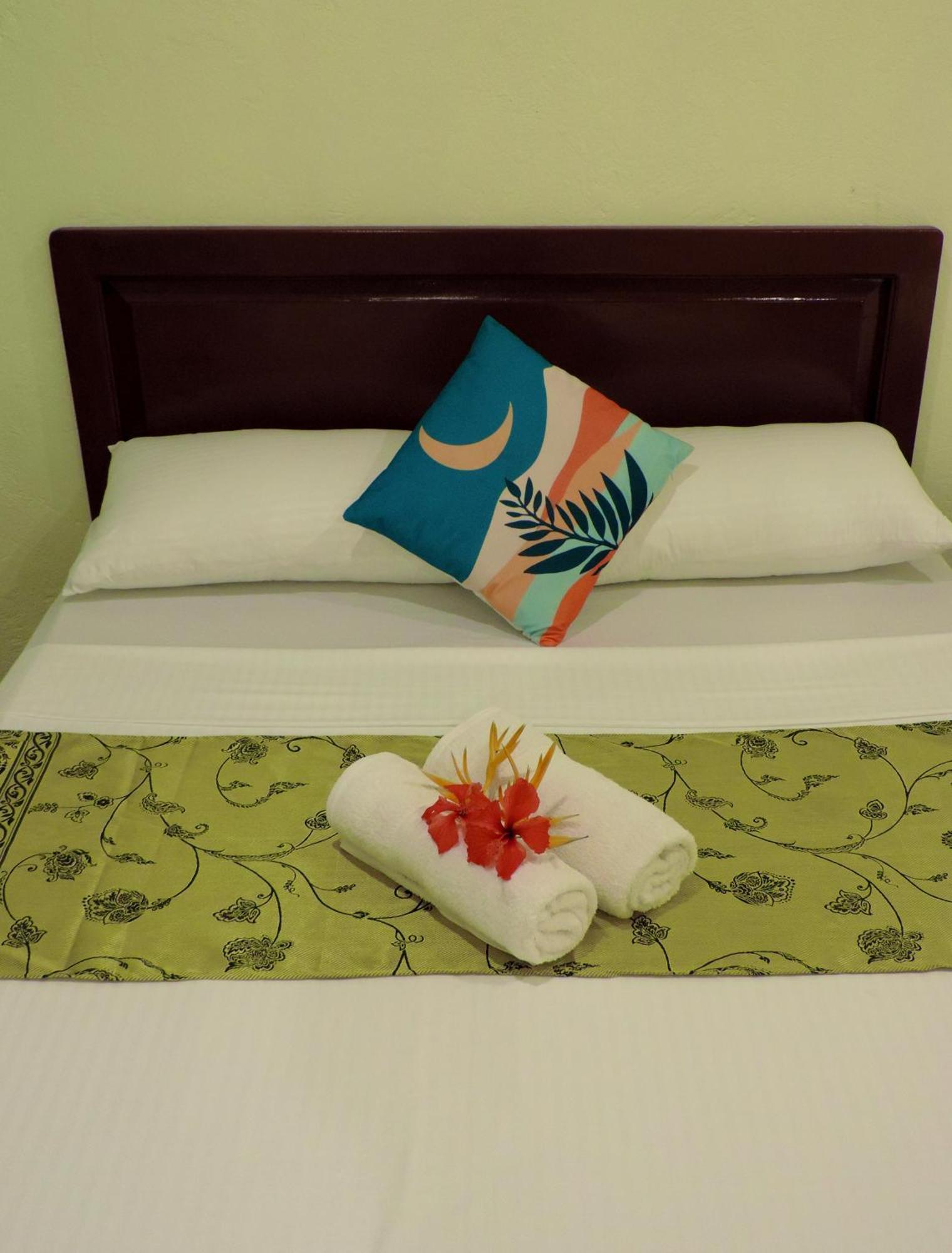 Hotel Chekesh Casa Siquijor Zewnętrze zdjęcie