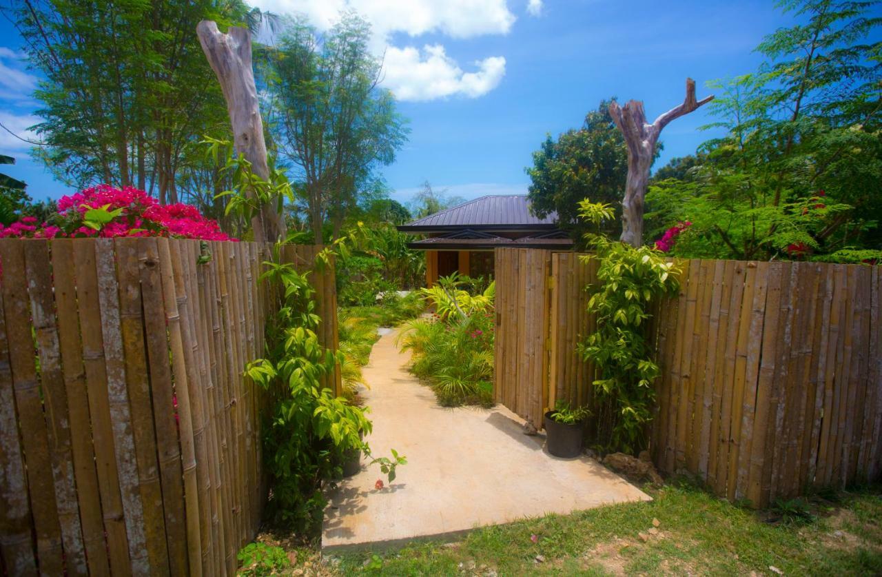 Hotel Chekesh Casa Siquijor Zewnętrze zdjęcie