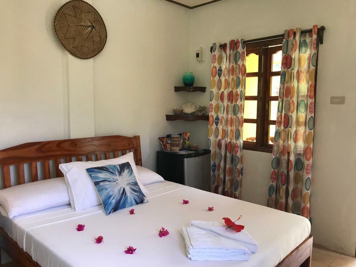 Hotel Chekesh Casa Siquijor Zewnętrze zdjęcie